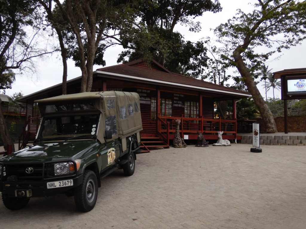 Budget Tented Village @ Urban Glamping : la meilleure auberge de jeunesse de St Lucia en Afrique du Sud