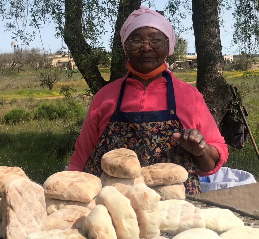 Découvrez  les Roosterkoek dans le meilleur itinéraire pour profiter de la saison des fleurs en Afrique du Sud. Ce circuit vous amène dans les plus beaux parcs. 